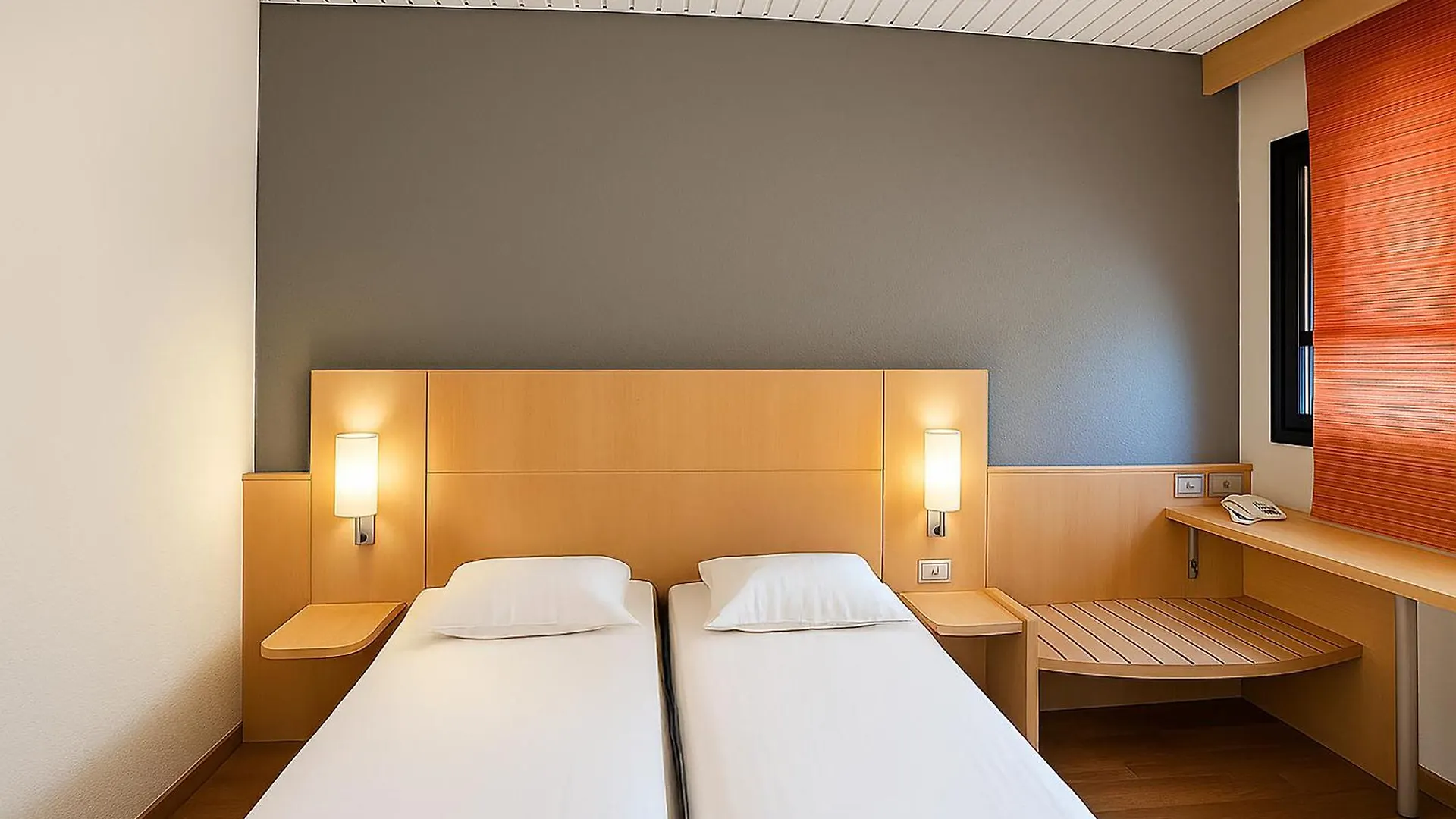 A&O Hostel Milano Ca Granda 3*,