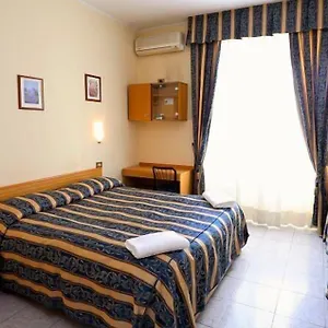 Hotel Loreto, Milão