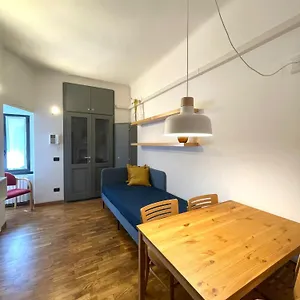 Easy - And Navigli Milano