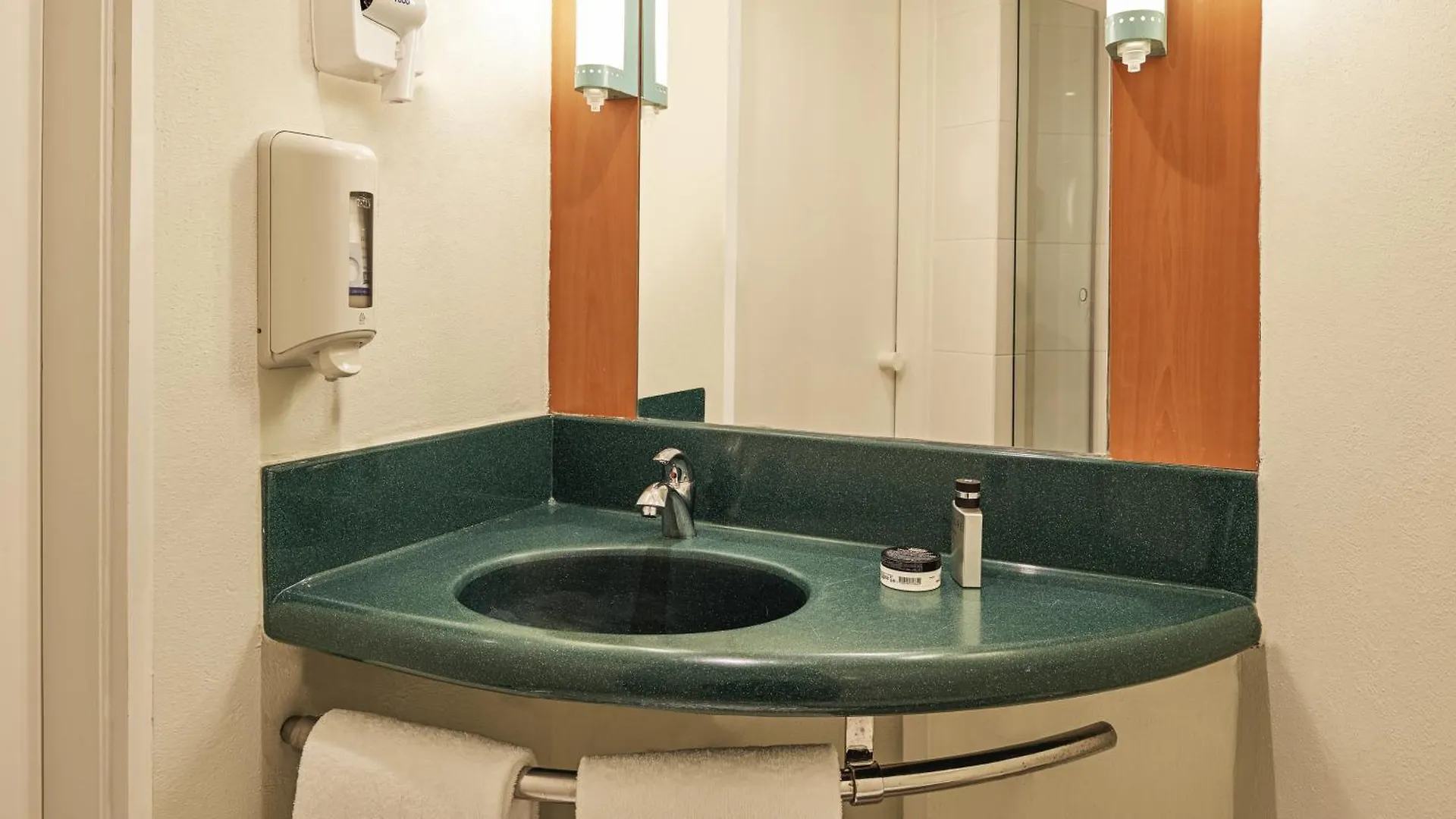 Hotel Ibis Milano Ca' Granda Italy