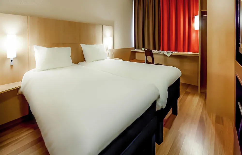 A&O Hostel Milano Ca Granda Hotel